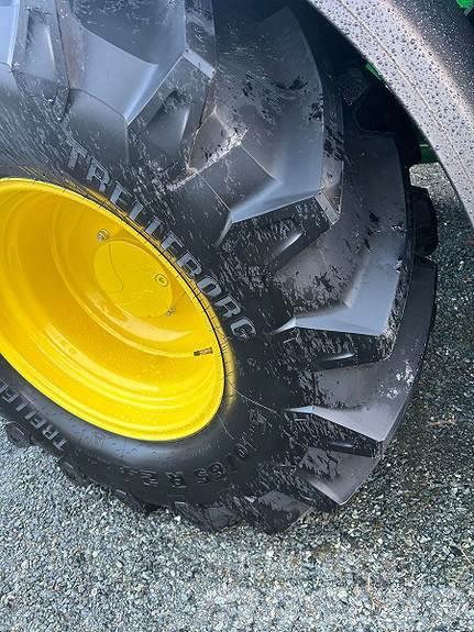 John Deere Hjul par: Trelleborg TM800 540/65R24 Tyres, wheels and rims