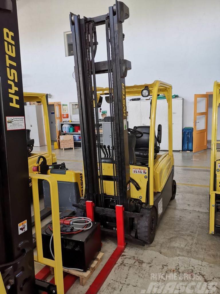 Hyster J1.6XN Stivuitor electric