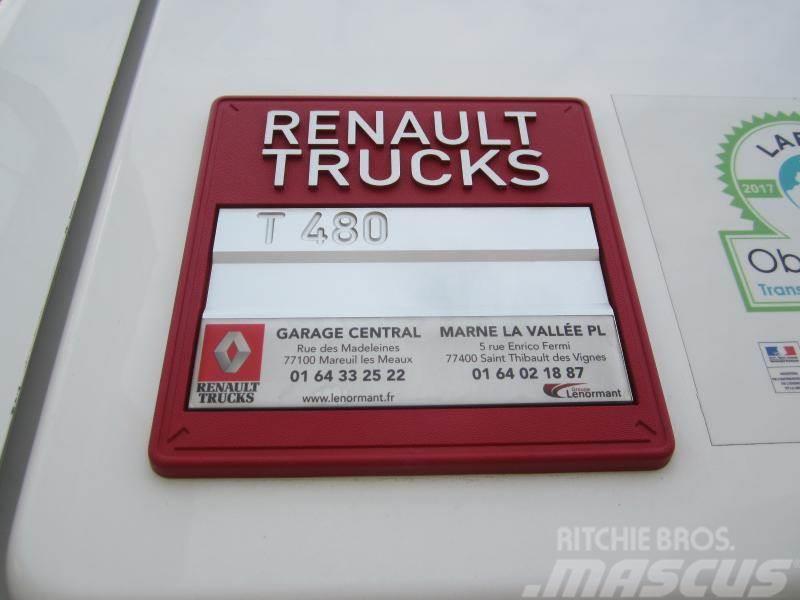 Renault T-Series Autotractoare