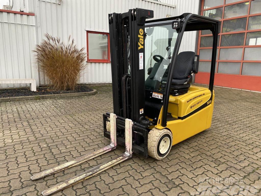Yale ERP20VT LWB Stivuitor electric