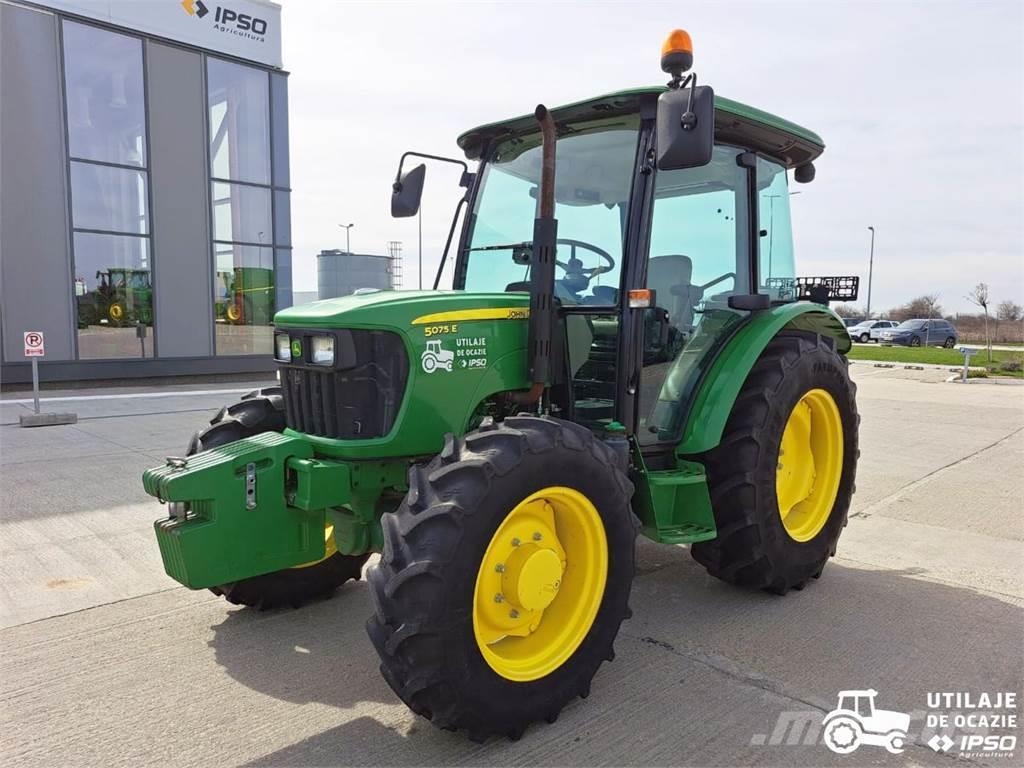John Deere 5075E Tractoare