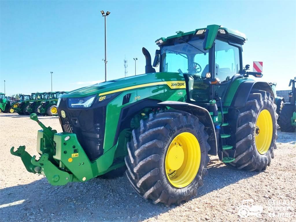 John Deere 8R 370 Tractoare