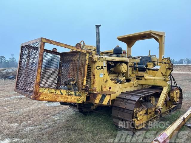 CAT 572 Buldozere pentru montat tevi