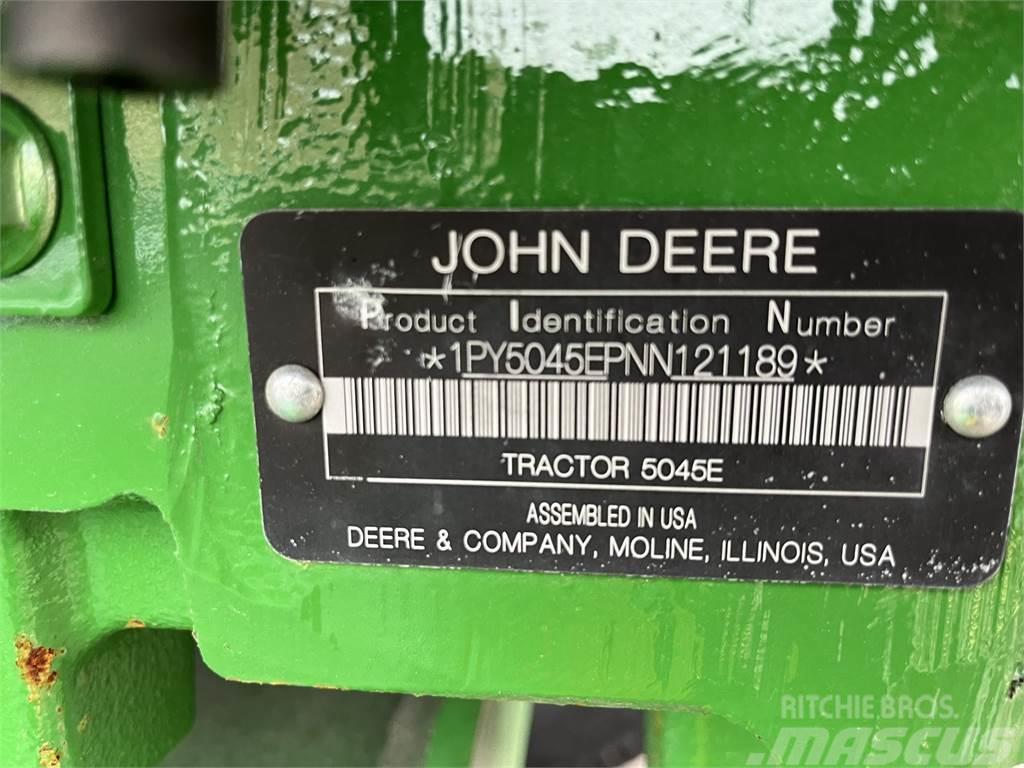 John Deere 5045E Tractoare