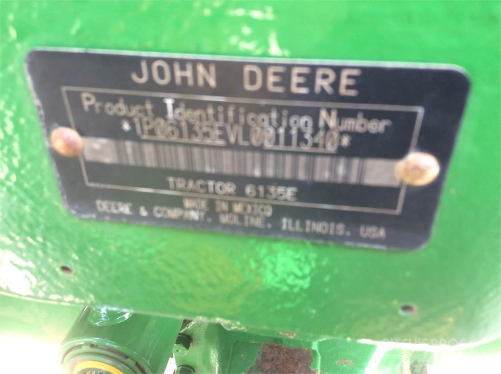John Deere 6135E Tractoare