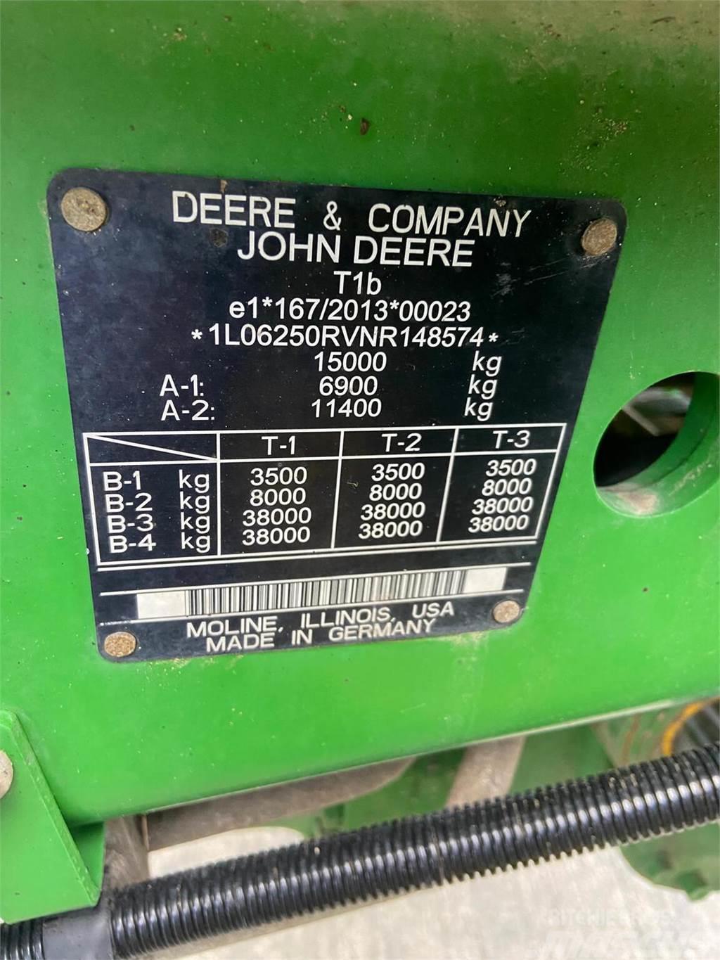 John Deere 6250R Tractoare
