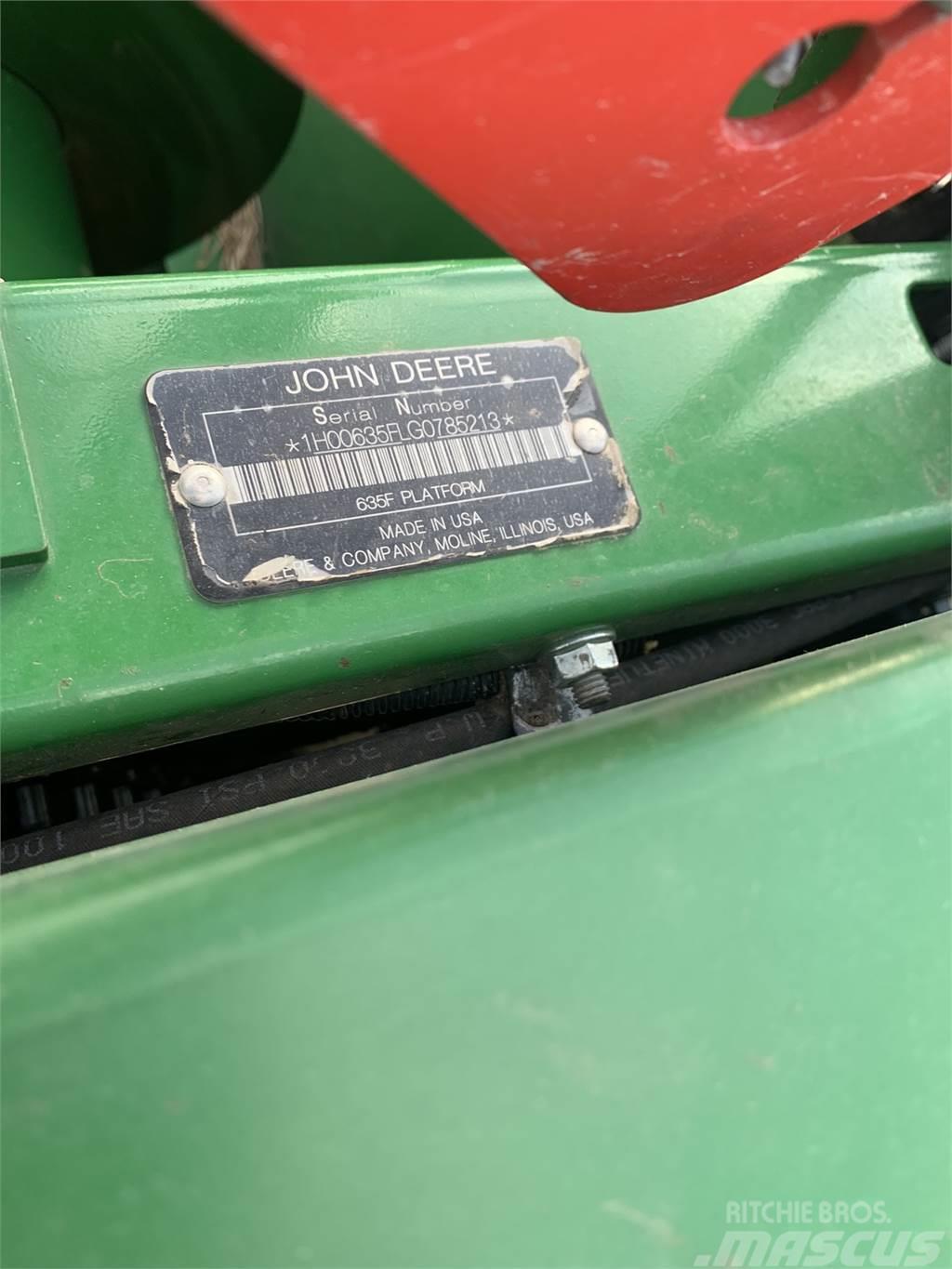 John Deere 635F Accesorii combine agricole