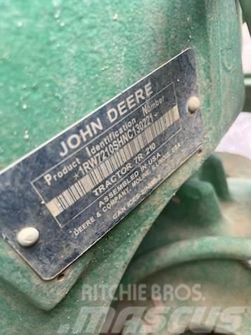 John Deere 7R 210 Tractoare
