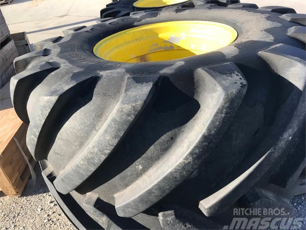 John Deere Michelin 1050/50R32 Tire & wheels Roti