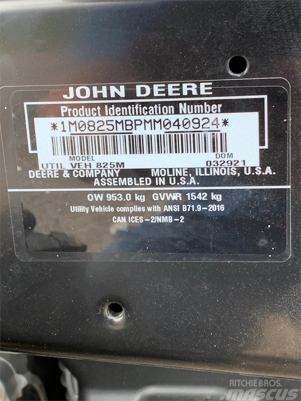 John Deere XUV 825M S4 Masini utilitare
