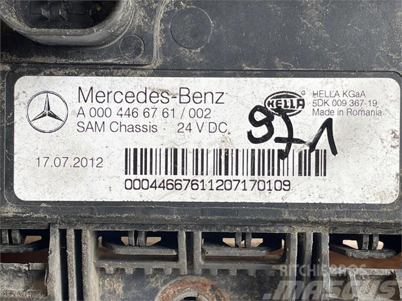 Mercedes-Benz MERCEDES ECU SAM A0004466761 Electronice