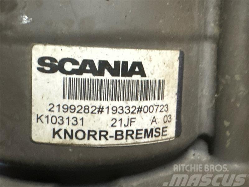 Scania  TRAILER CONTROL MODULE  2199282 Radiatoare