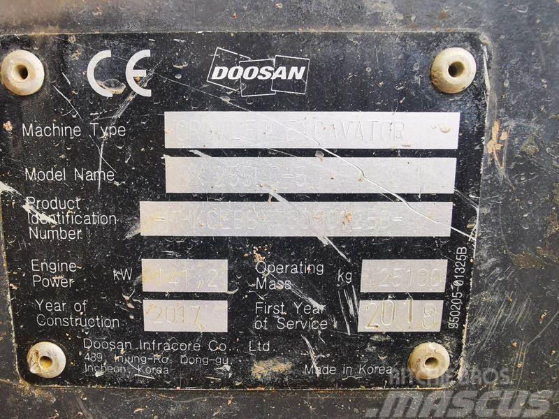 Doosan DX 255 NLC 5 Excavatoare pe senile
