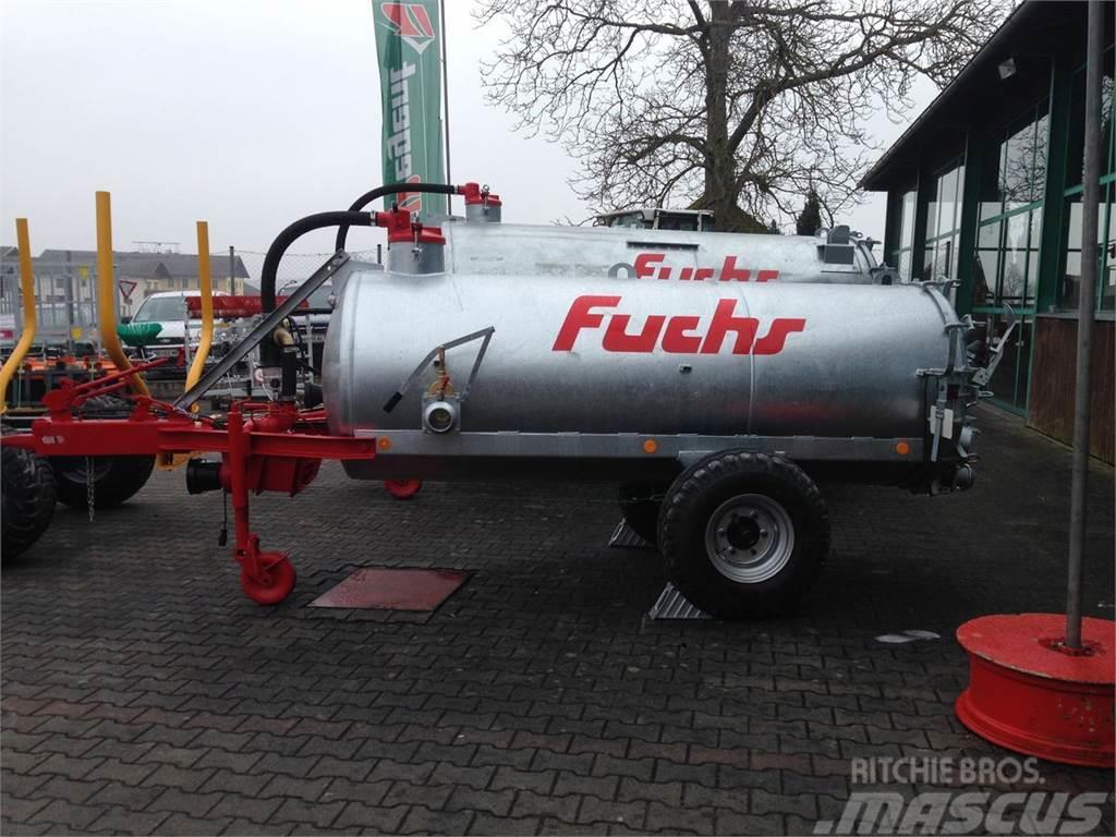 Fuchs Vakuumfass VK 3 mit 3000 Liter Ore de transport în forma lichida