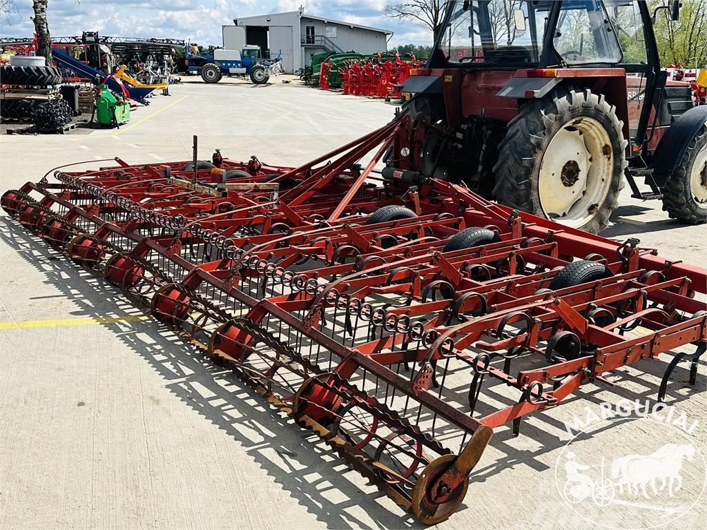 Kverneland Futura 2000, 7,2 m. Other tillage machines and accessories
