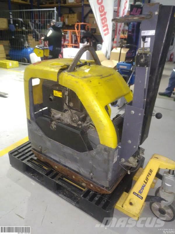 Atlas Copco LG504 Alte masini si accesorii pentru încarcat si sapaturi