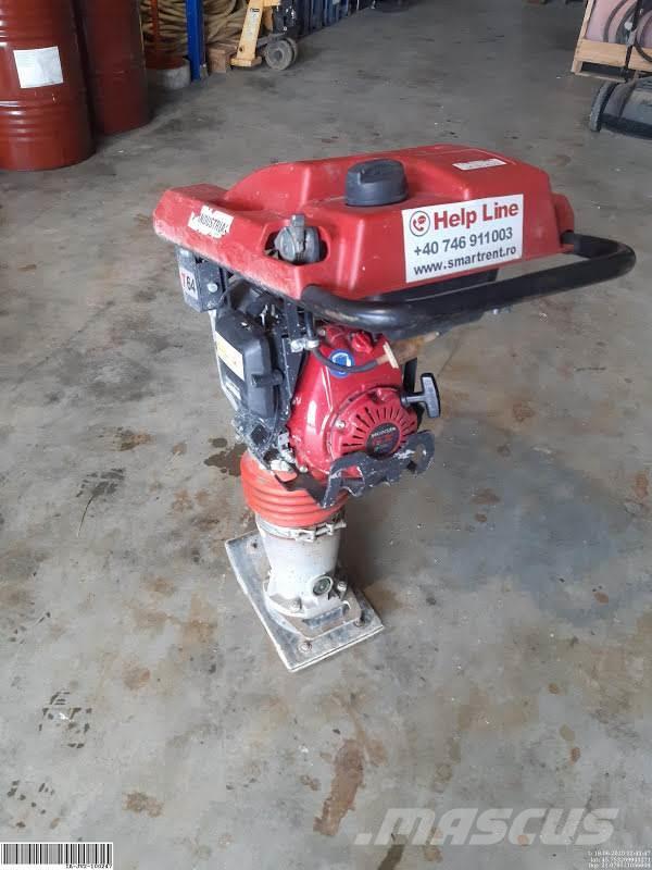 Swepac T64 Alte masini si accesorii pentru încarcat si sapaturi