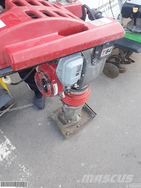 Swepac T64 Alte masini si accesorii pentru încarcat si sapaturi