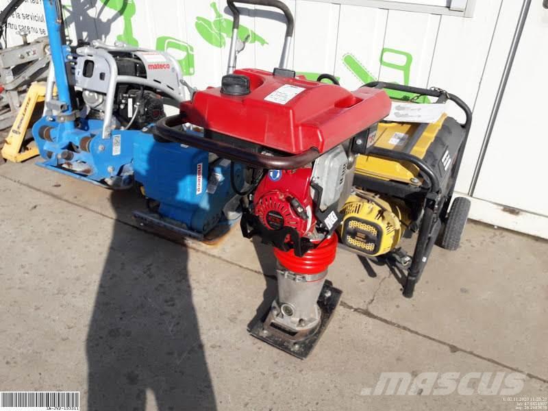 Swepac T64 Alte masini si accesorii pentru încarcat si sapaturi