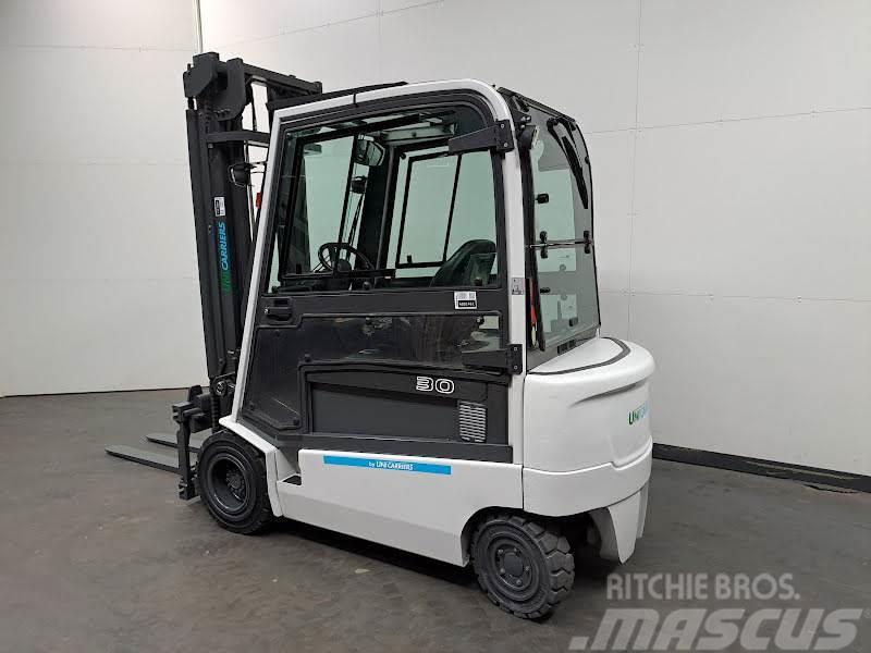 UniCarriers G1Q2L30HQ Stivuitor electric