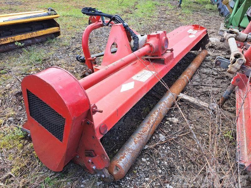 Kuhn WMU 305 Pasture mowers and toppers