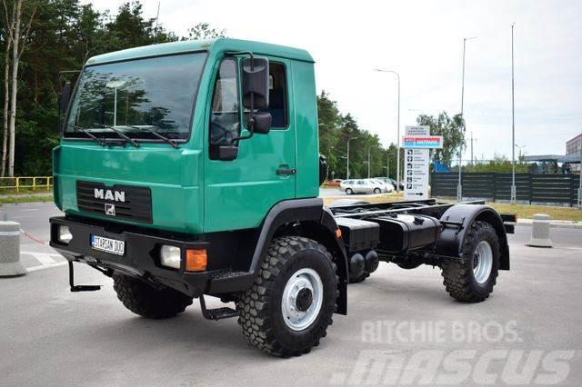 MAN L2000 4x4 OFF ROAD CHASSIS CAMPER !! Camion cabina sasiu