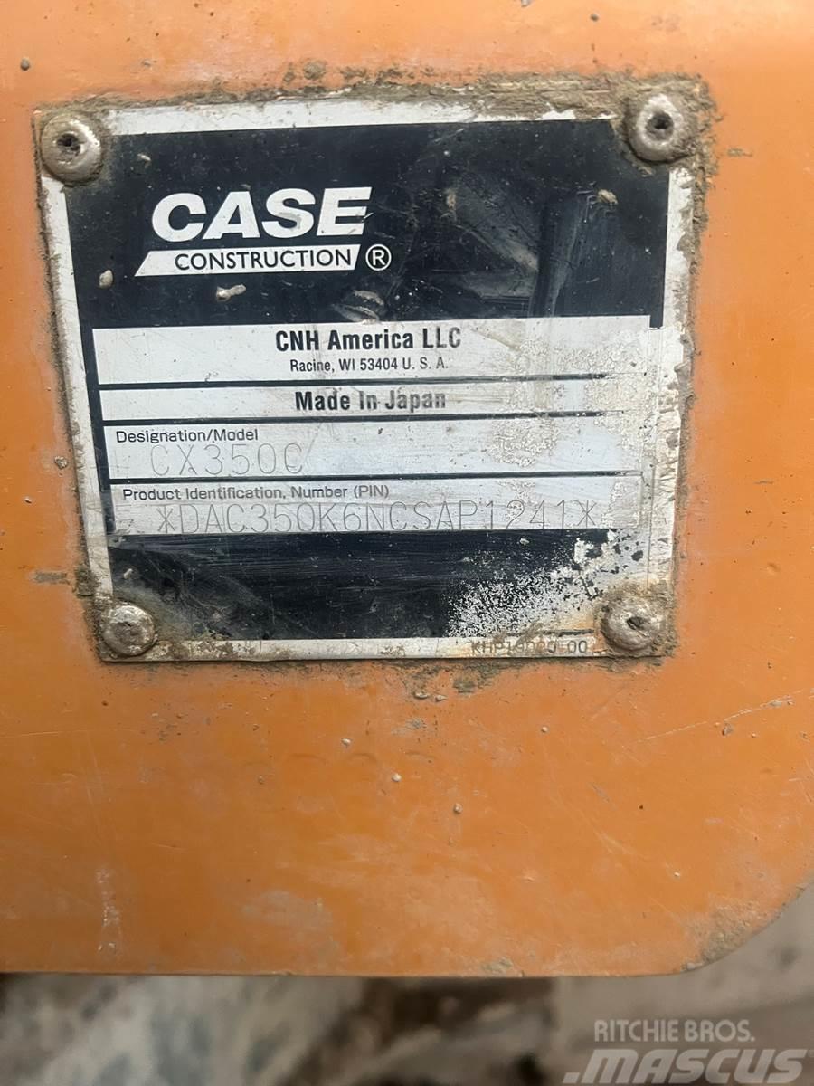 CASE CX350C Excavatoare pe senile