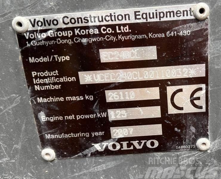 Volvo EC 240 CL Excavatoare pe senile