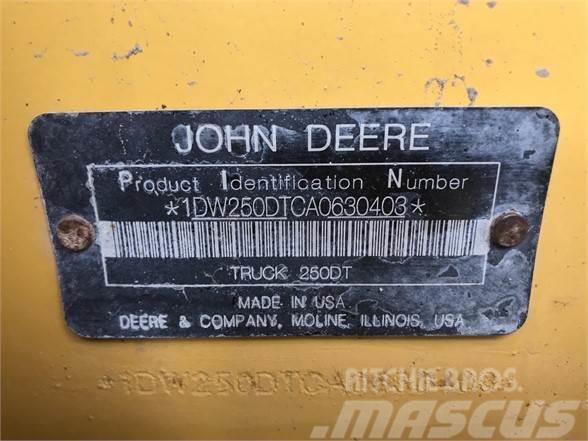 John Deere 250D II Transportoare articulate