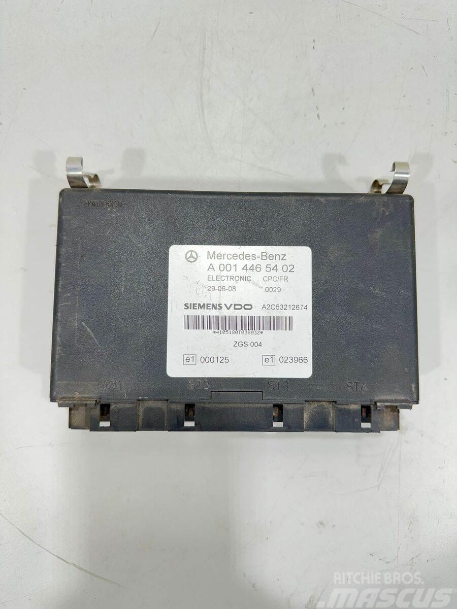 Siemens /Tipo: V90 R.3.44-1 / Unidade de Controlo Motor CP Electronice