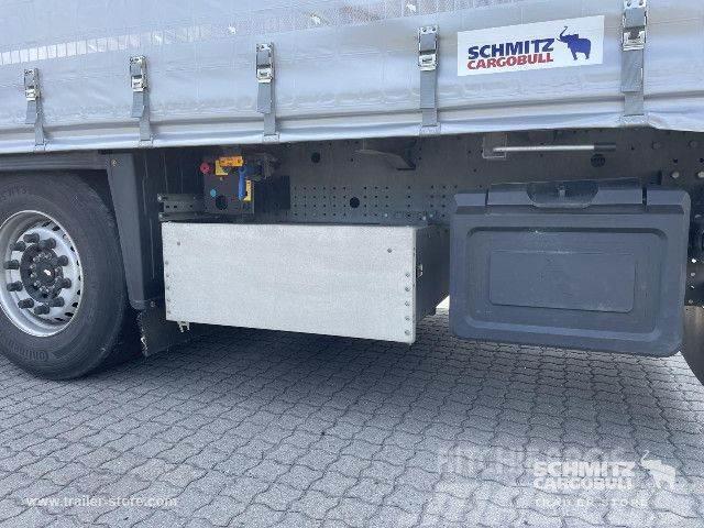 Schmitz Cargobull Curtainsider Standard Getränke Semi-remorca speciala