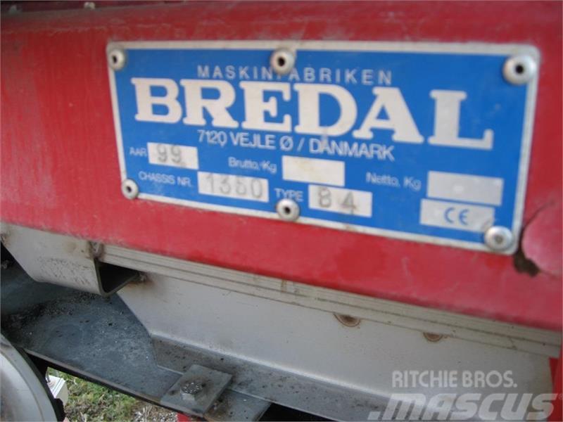 Bredal B 4 Împrastierea mineralelor