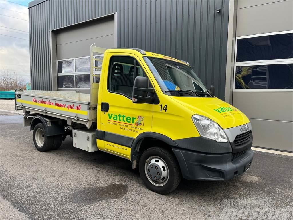 Iveco Daily 35C15 3 old billencs Autobasculanta