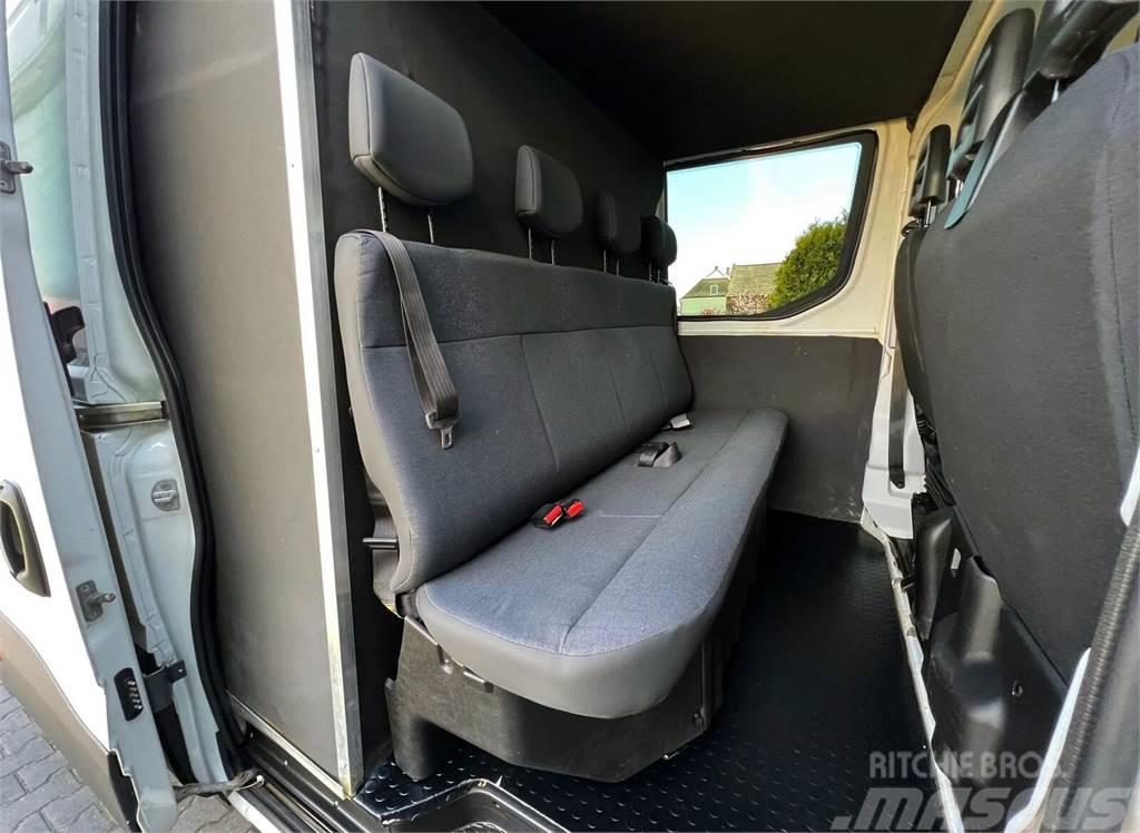 Iveco Daily 35S15 Doka Double Cabin Furgon L4H3 7-sits O Cabine si interior