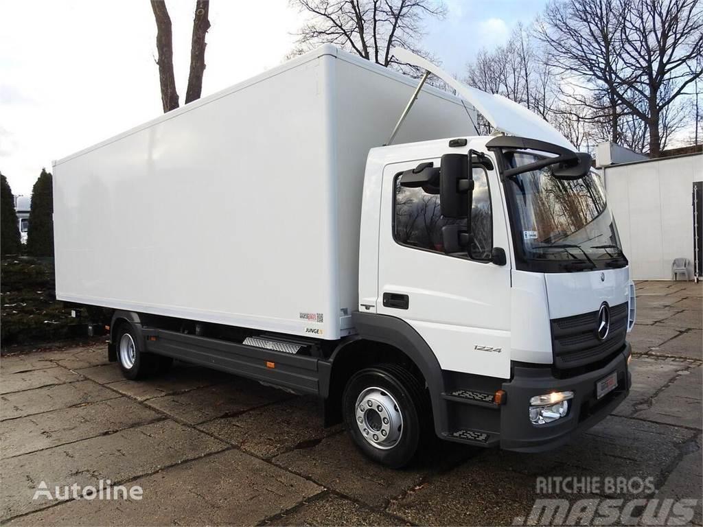 Mercedes-Benz ATEGO 12.24	Koffer + tail lift Autocamioane