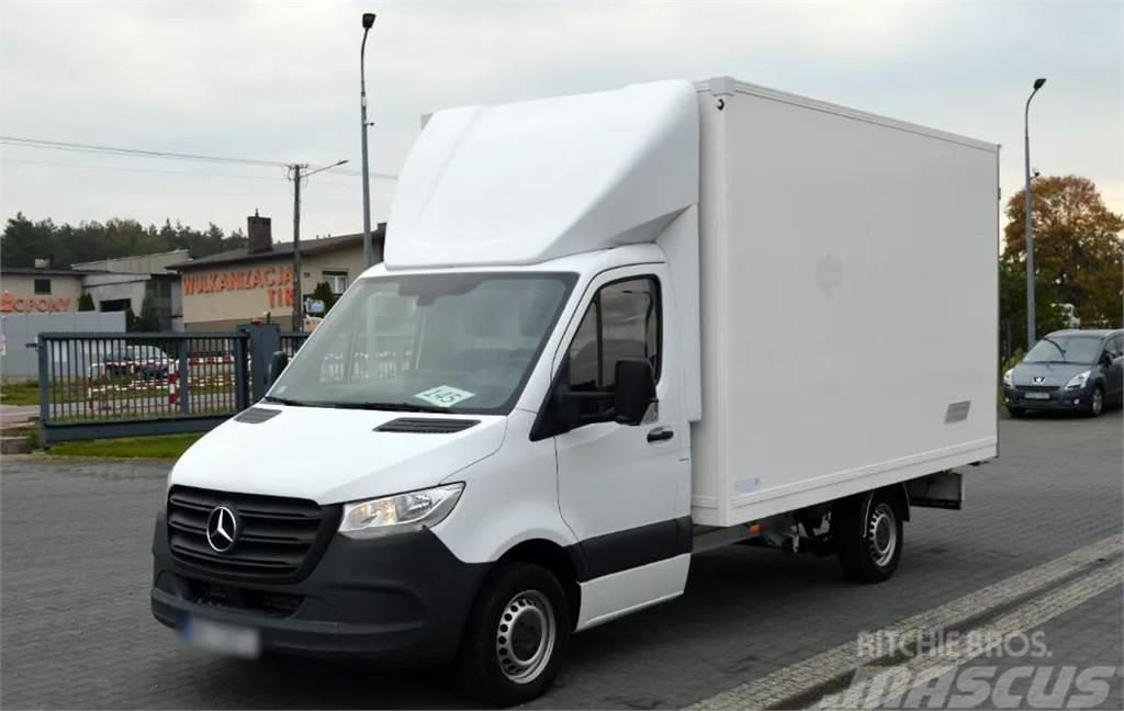 Mercedes-Benz Sprinter 314 CDI Container 8 pallets One Owner Box body