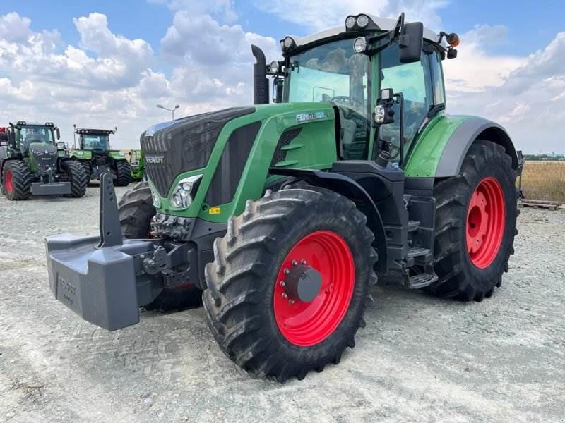 Fendt 828 Vario S4 Profi Plus Tractoare