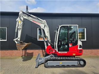 Takeuchi TB250-2 Compleet stage V
