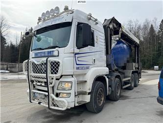 MAN TGS 35.540 8x4 concrete truck with band WATCH VIDE