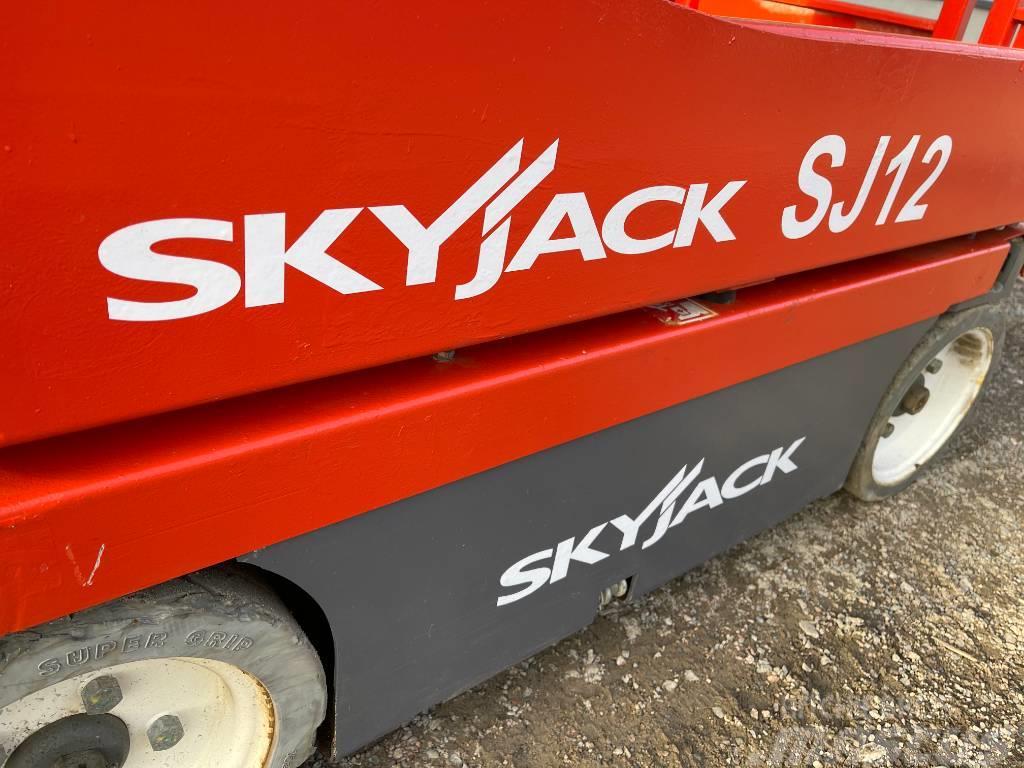 SkyJack SJ 12 Pelarlift Platforme foarfeca