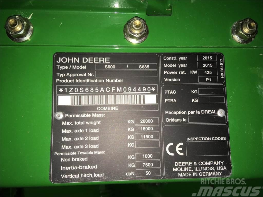 John Deere S685 Combine de secerat