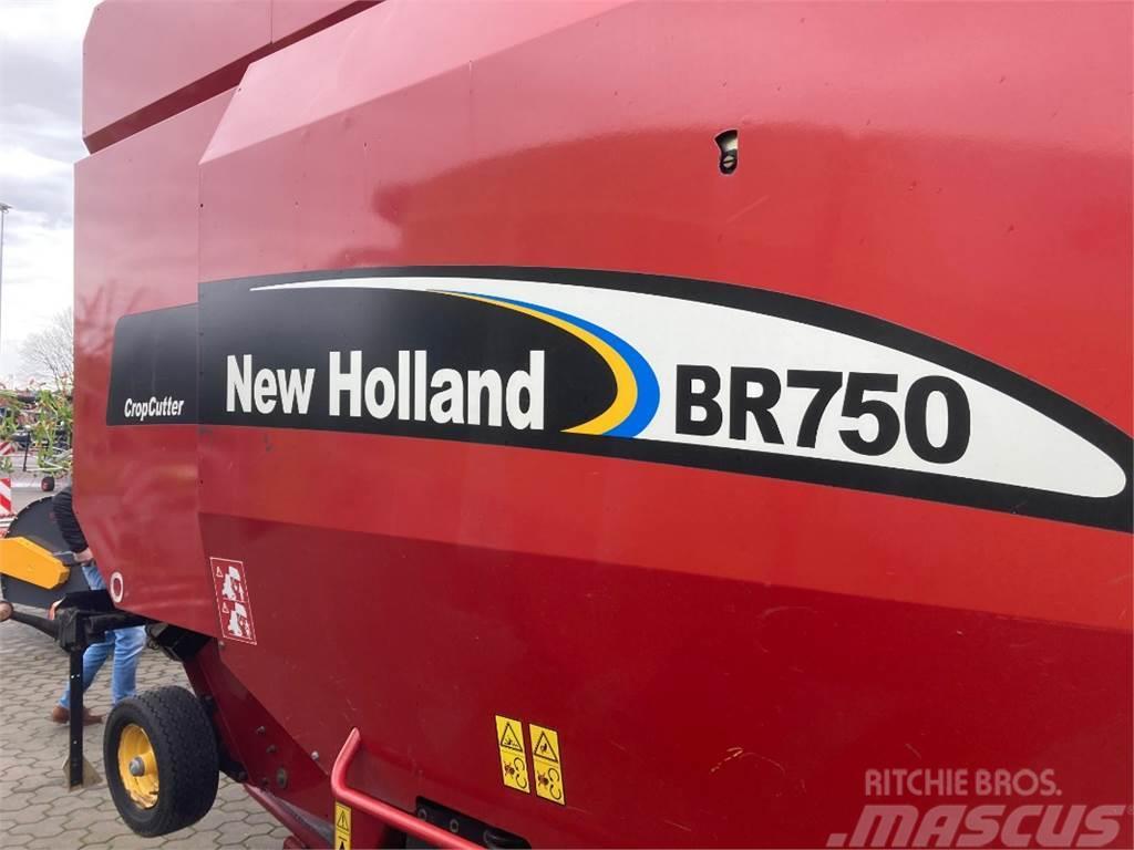 New Holland BR 750 Crop Cutter Masina de balotat cilindric