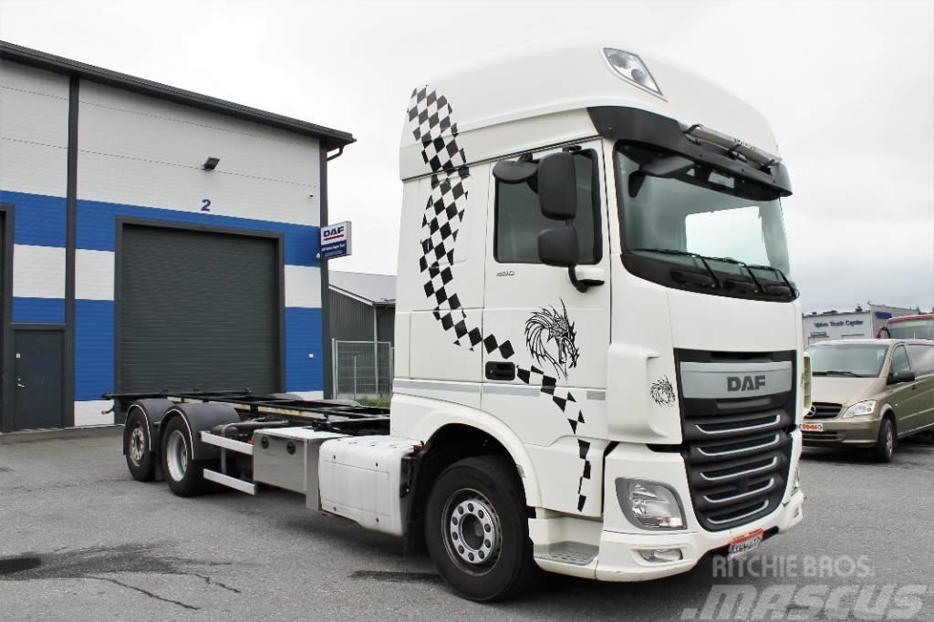 DAF XF 460 FAR Camion cadru container