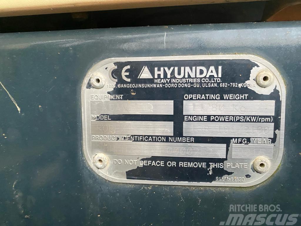 Hyundai 140W-9A Excavatoare cu roti