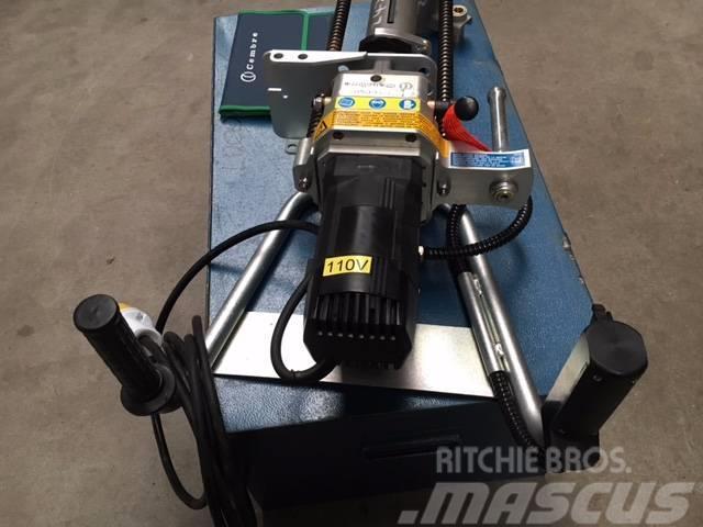  Cembre  Electric drilling machine for sleepers Intretinere cale ferata