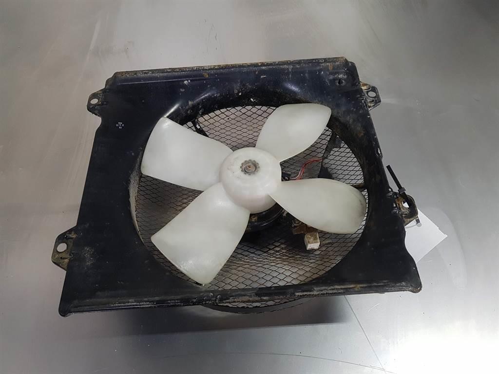 Komatsu WA 320 - 5H - Cooler fan/Kühlerlüfter/Koelvin Hidraulice