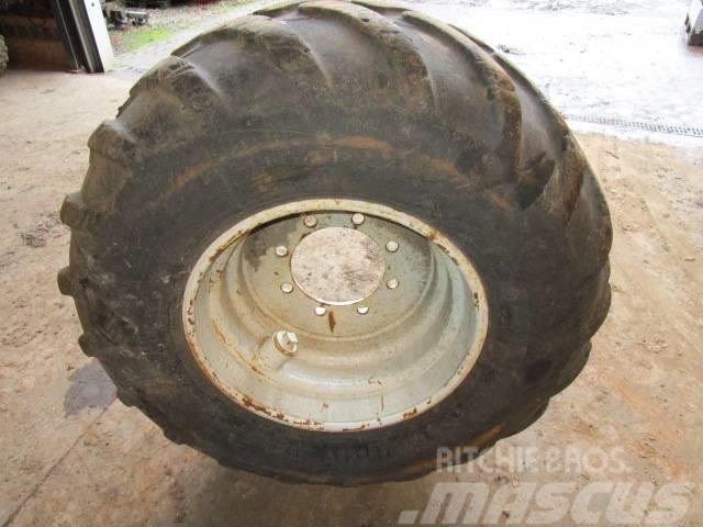 Trelleborg T421  500x22,5 complet wheel Anvelope, roti si jante