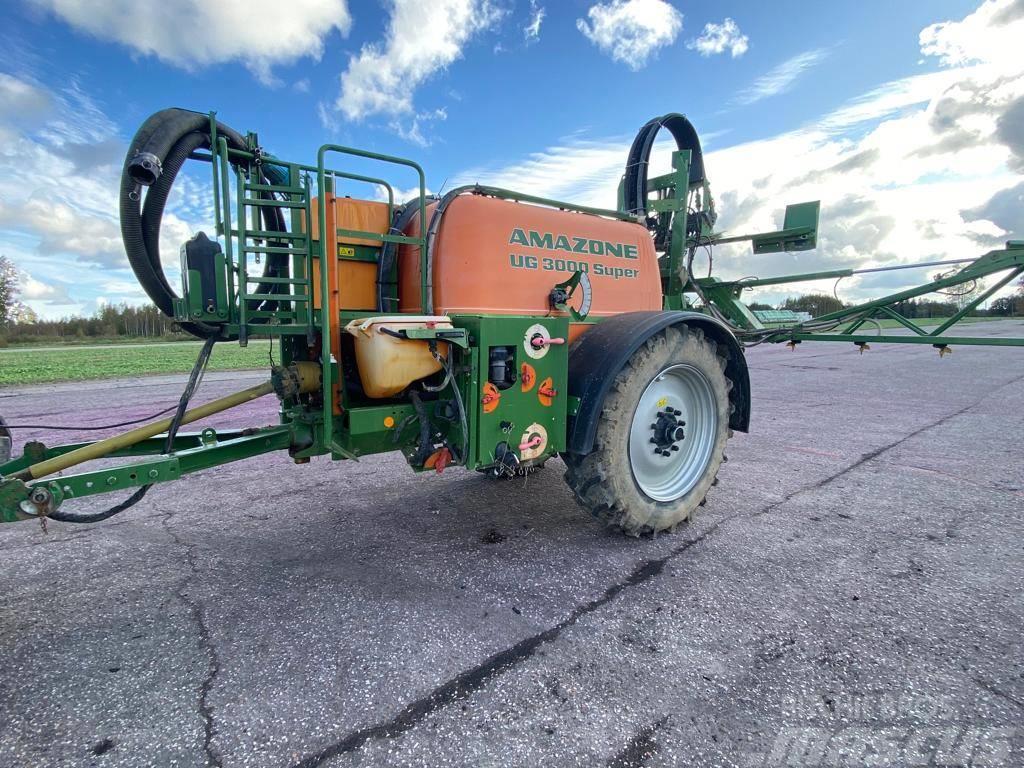 Amazone UG 3000 Tractoare agricole sprayers