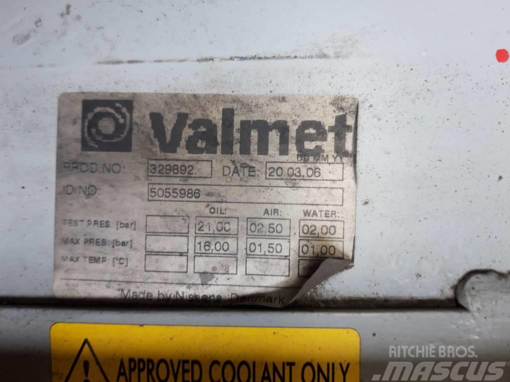 Valmet 901.3 water radiator Motoare
