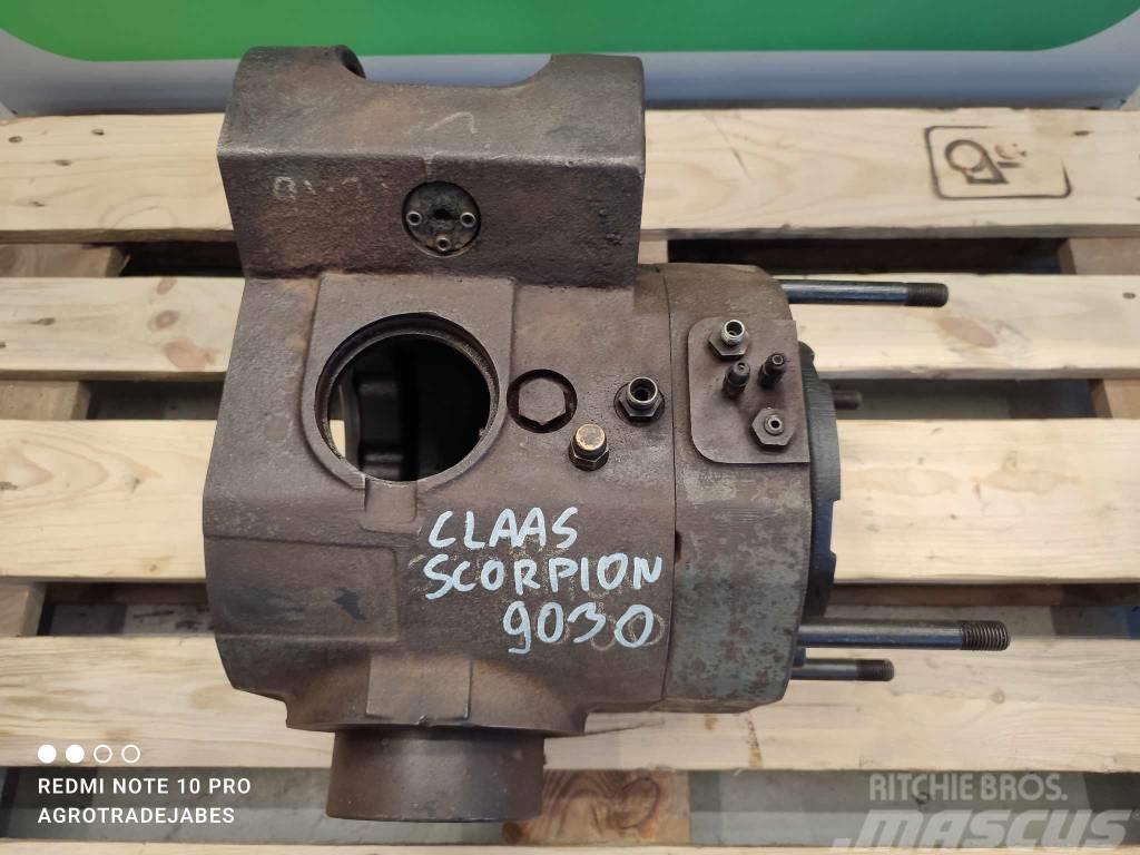 CLAAS Scorpion 9030 case differential Axe